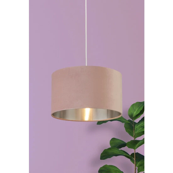 unnamed-file-250.jpg Searchlight Josie Pink Velvet Easy Fit Shade -Searchlight Shop unnamed file 250