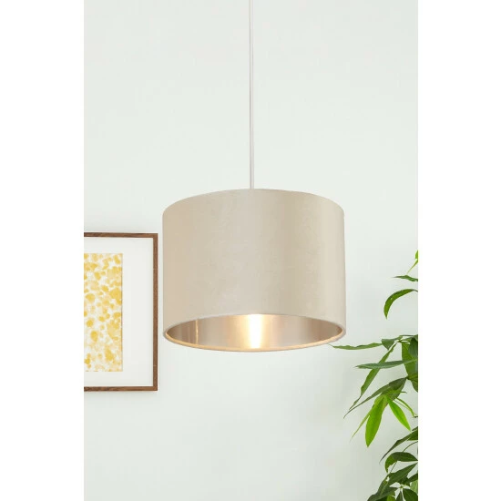 unnamed-file-41.jpg Searchlight Josie Cream Velvet Easy Fit Shade -Searchlight Shop unnamed file 41